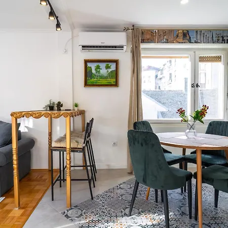 Dejavu Апартаменты Нови-Сад