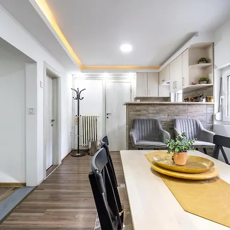 Dejavu Апартаменты Нови-Сад